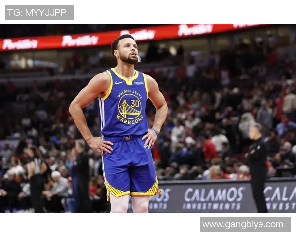 库里在足球领域的影响力与成就是否能让他成为足球明星的候选人